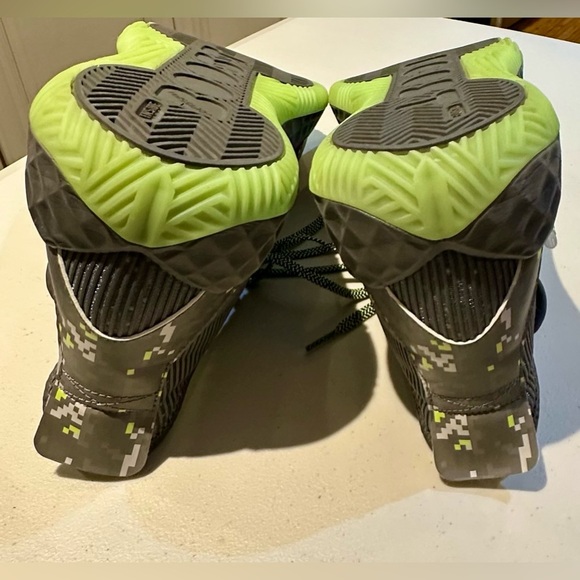 Adidas Men’s Pro Boost Low Basketball Shoes Digi Camo Green Gray‎ FW8525 Size 13 - Picture 7 of 8